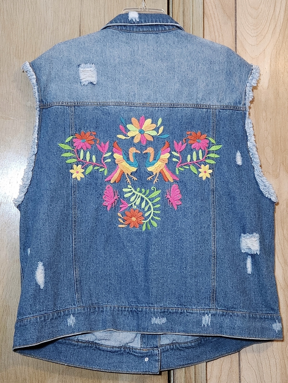 Ivy Jane Denim Embroidered Vest Womens Sz XL Boho Artsy Folk Birds Flowers